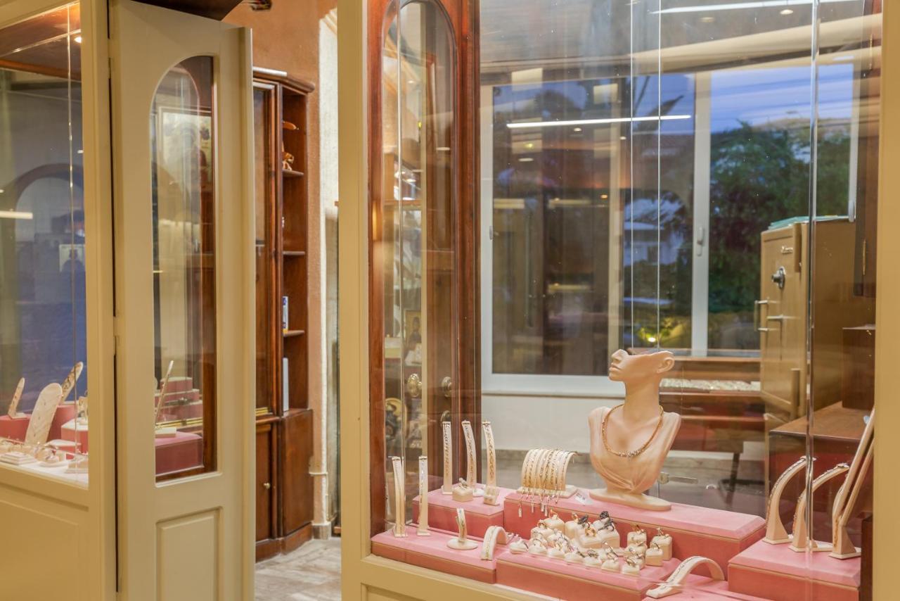 Hotel Albatros Мораїтика Екстер'єр фото