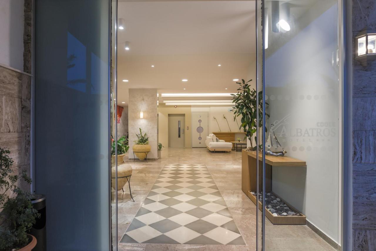 Hotel Albatros Мораїтика Екстер'єр фото