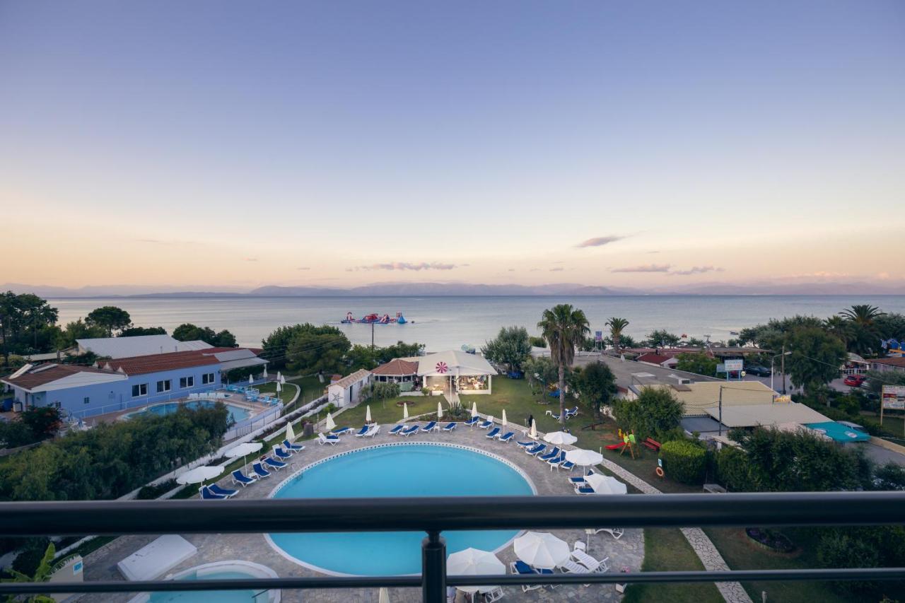 Hotel Albatros Мораїтика Екстер'єр фото