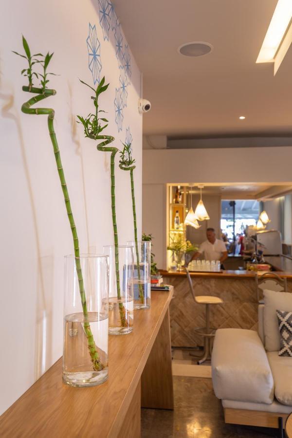 Hotel Albatros Мораїтика Екстер'єр фото