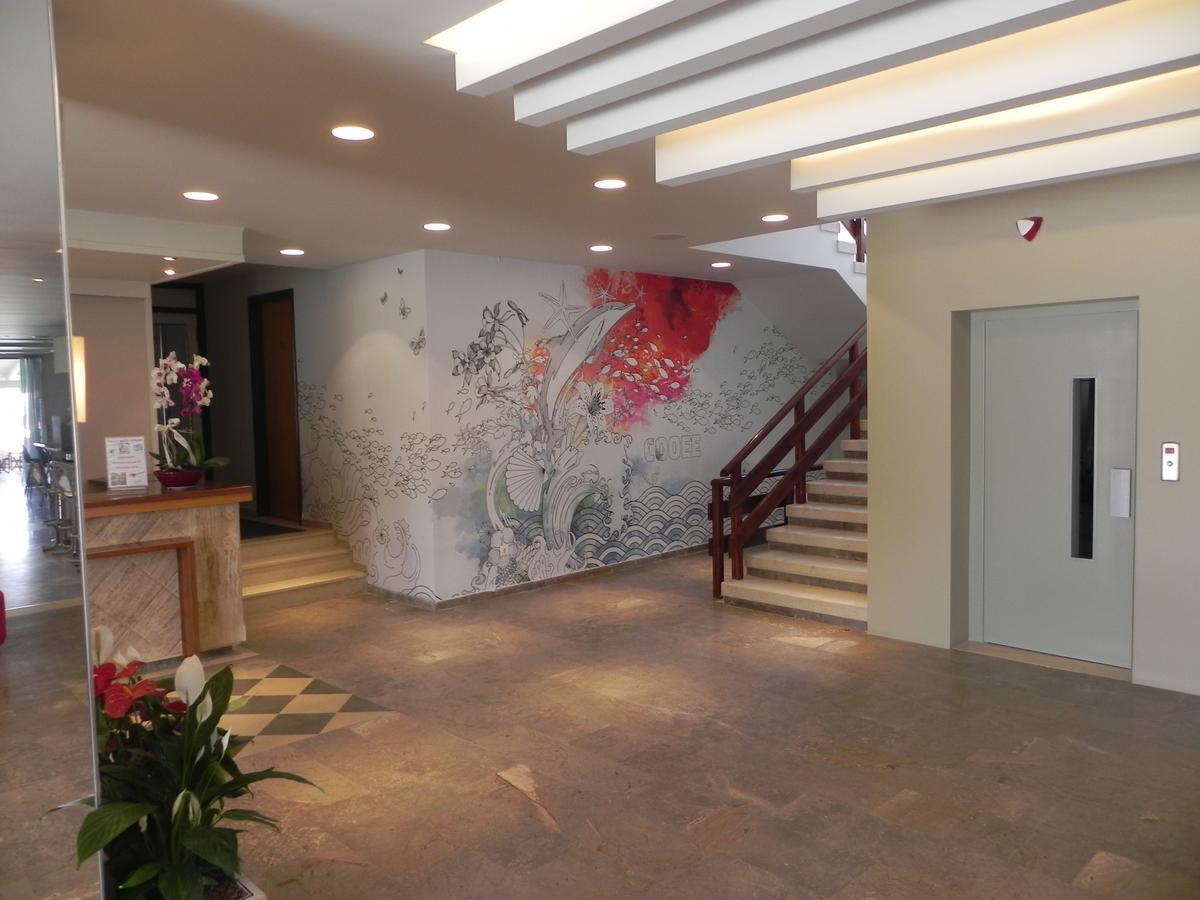 Hotel Albatros Мораїтика Екстер'єр фото